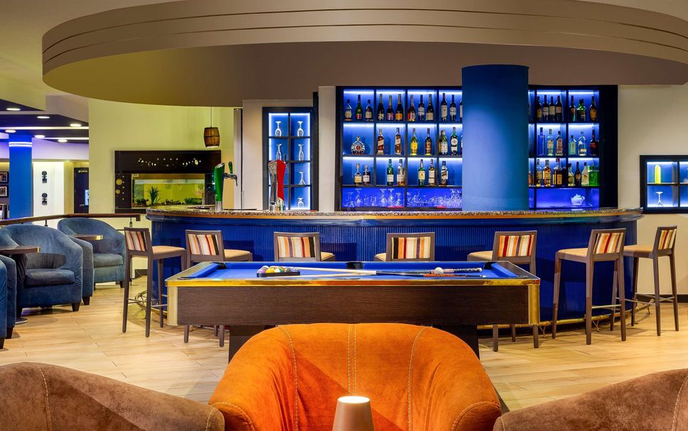 Bar Photo