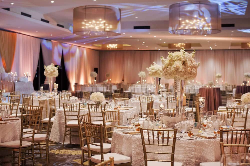 Banquet hall
