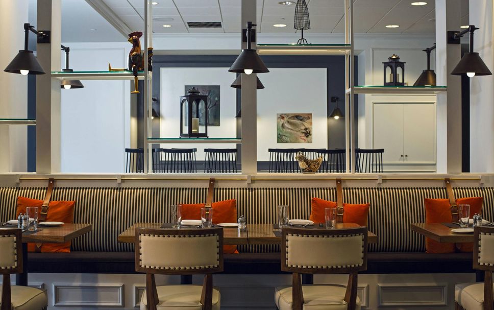 Restaurant Photo