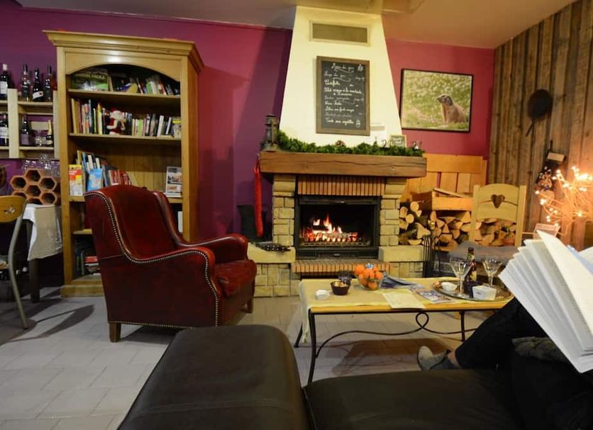 Lounge Photo