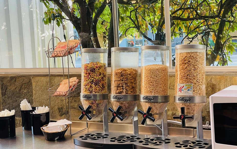 Buffet Photo