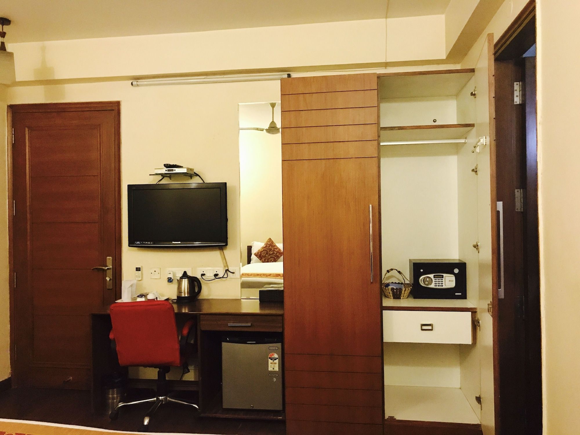 Room amenity