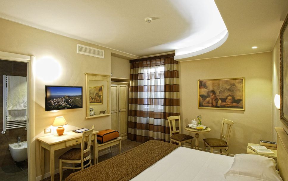 Bedroom Photo