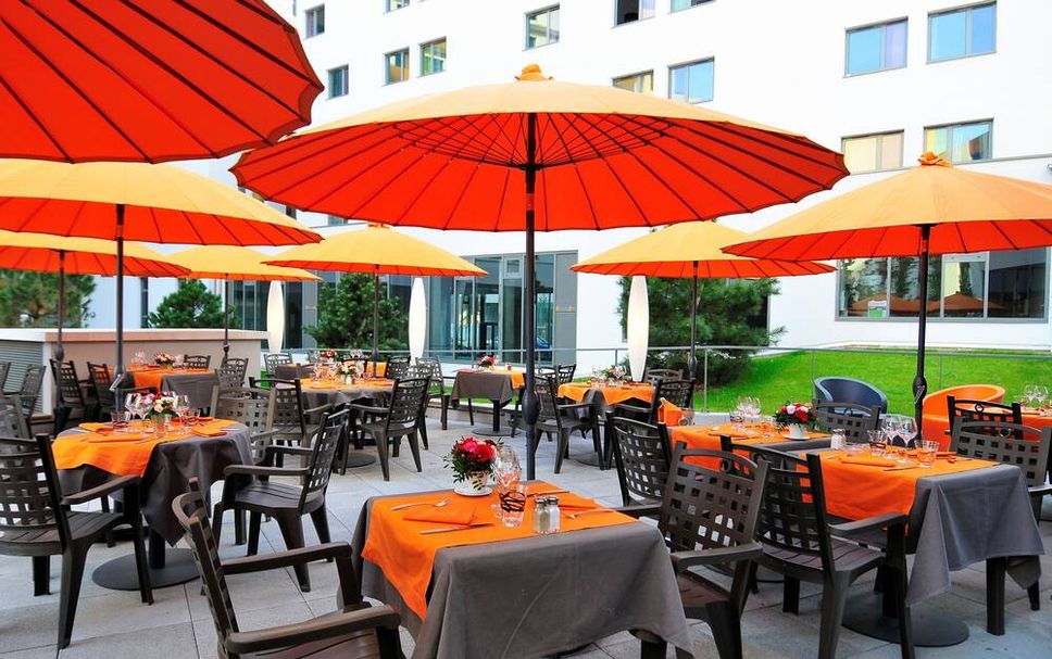 Restaurant Photo