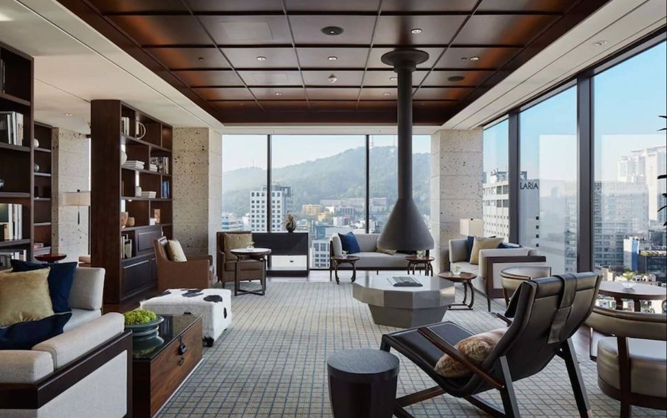 Lounge Photo