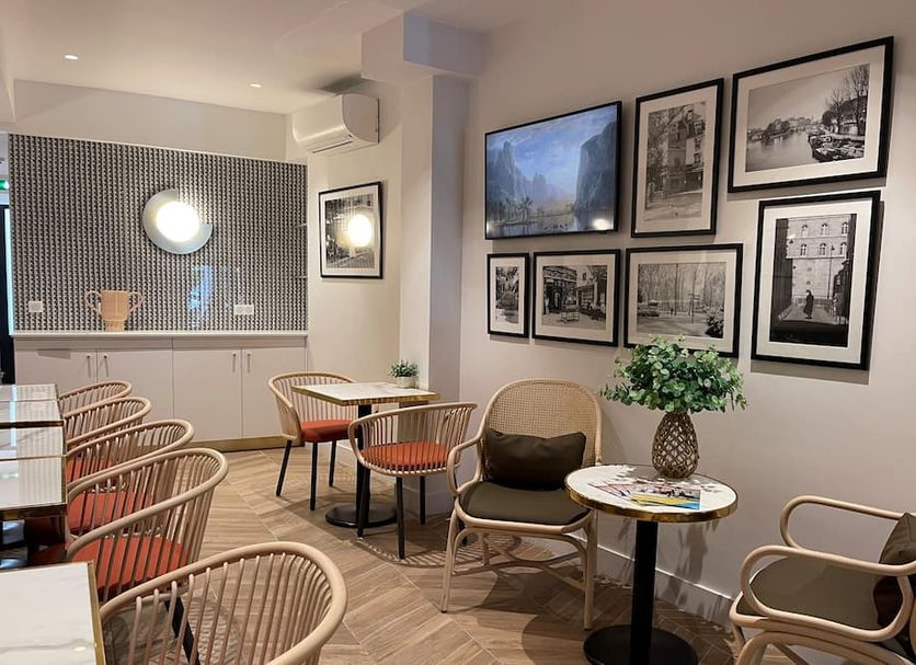 Restaurant Photo