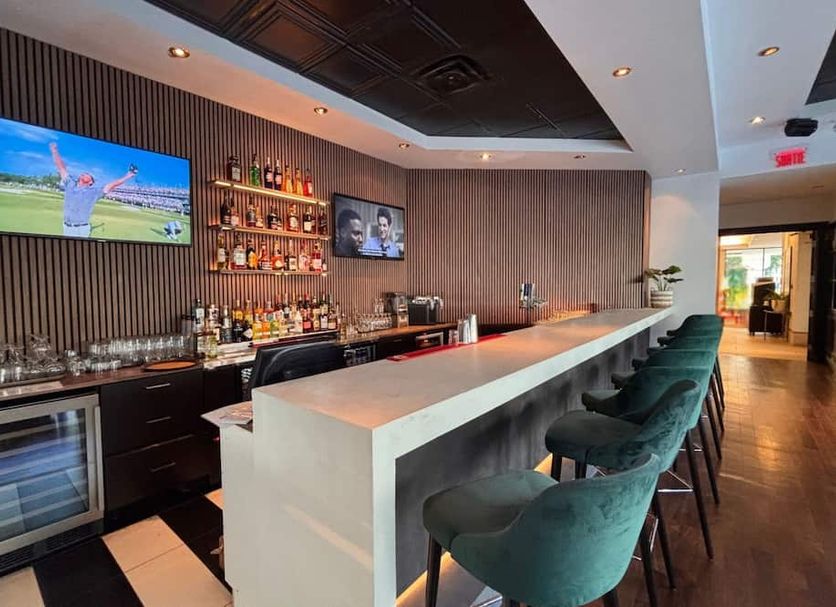 Bar Photo