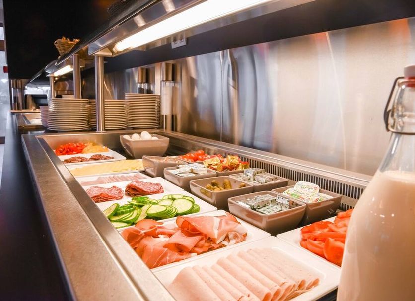 Buffet Photo