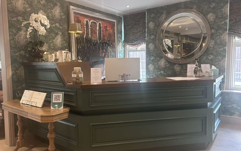 Front desk Photo