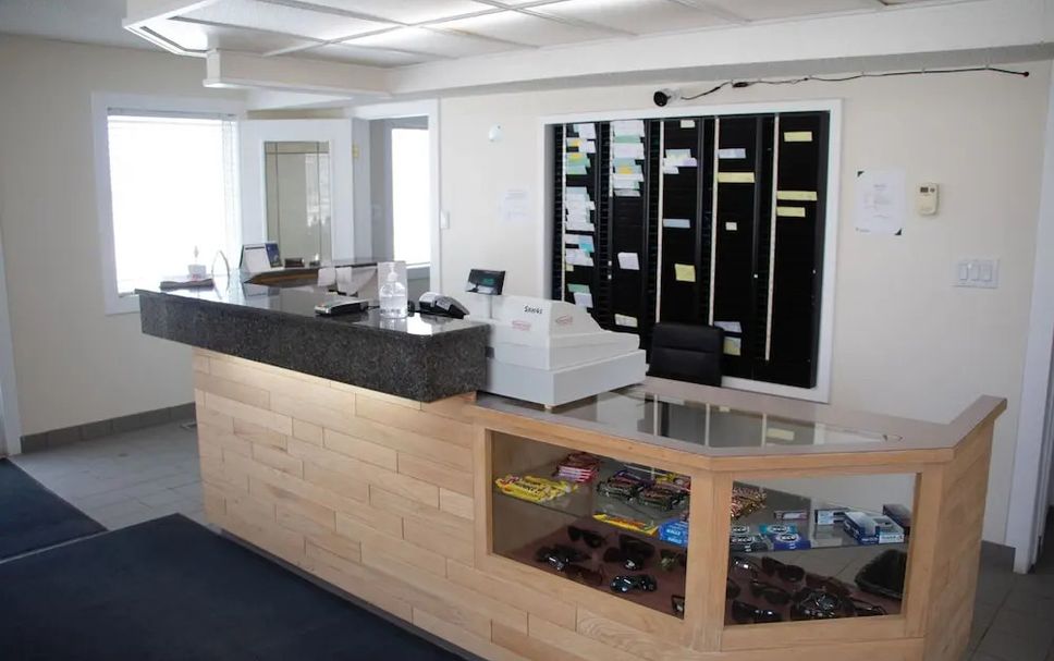 Front desk Photo