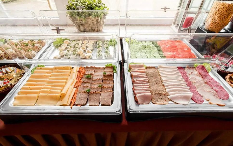 Buffet Photo