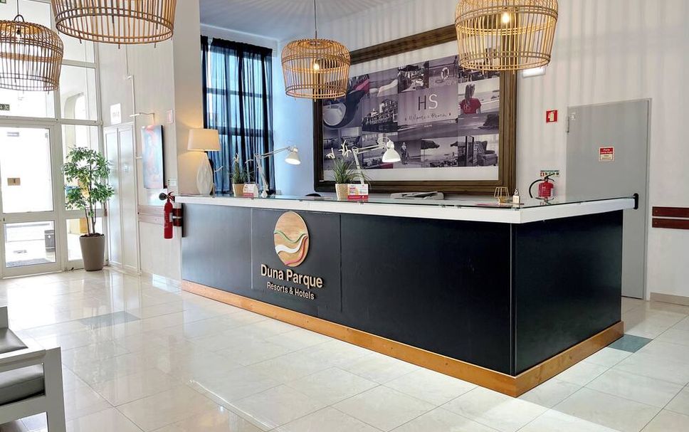 Front desk Photo