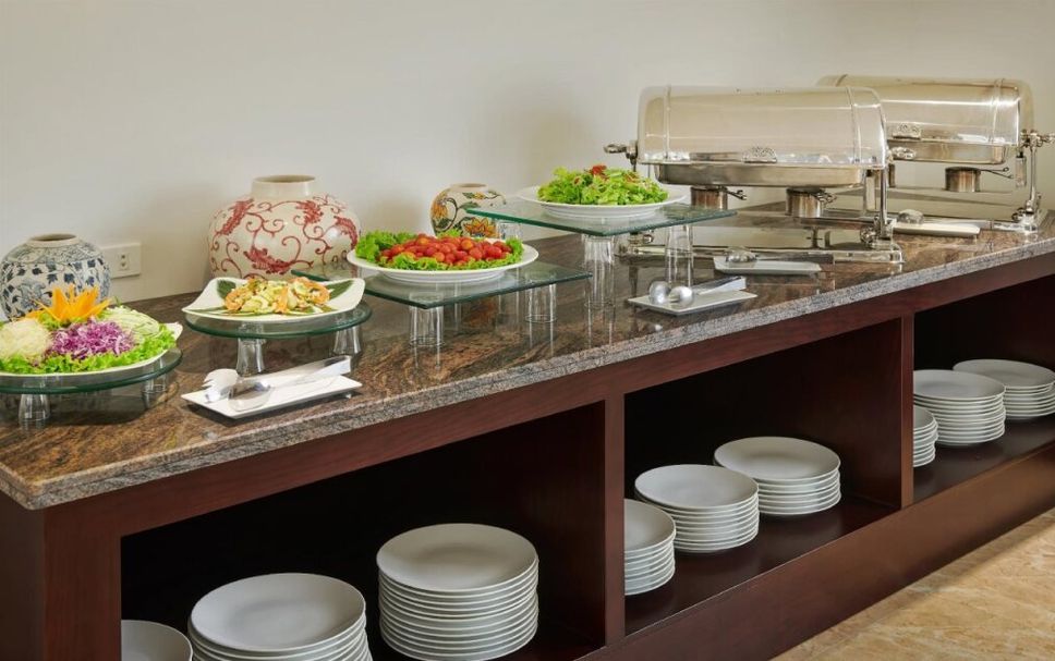 Buffet Photo
