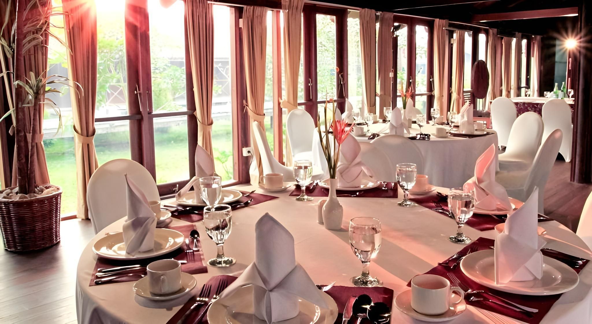 Banquet hall