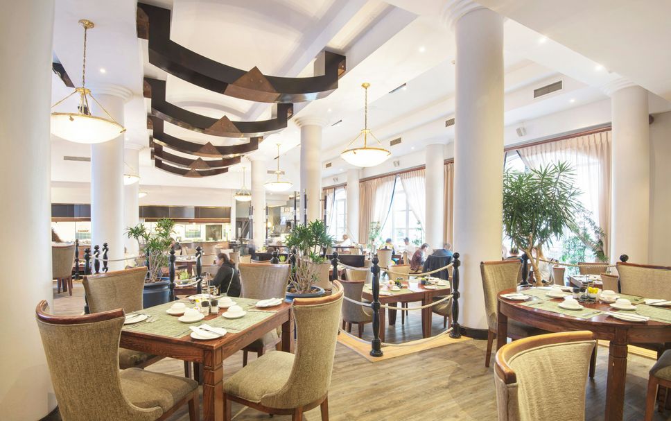 Restaurant Photo