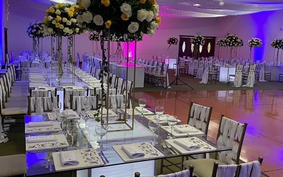 Banquet hall Photo