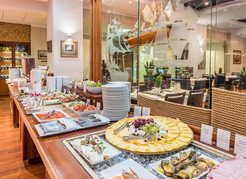 Buffet Photo