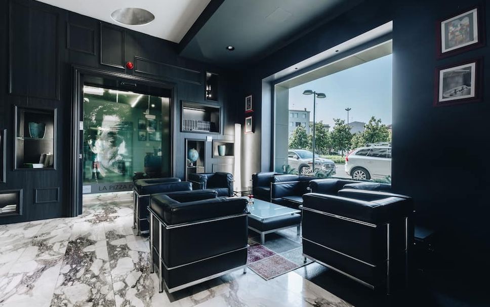 Lobby Photo