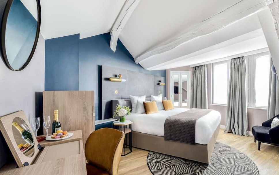 Bedroom Photo