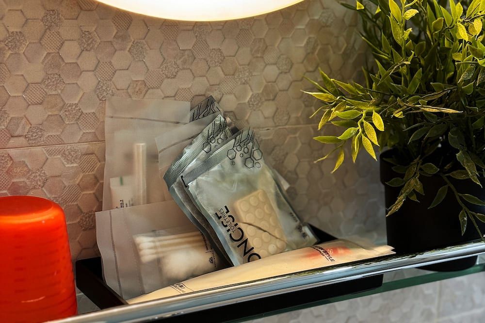 Room amenity