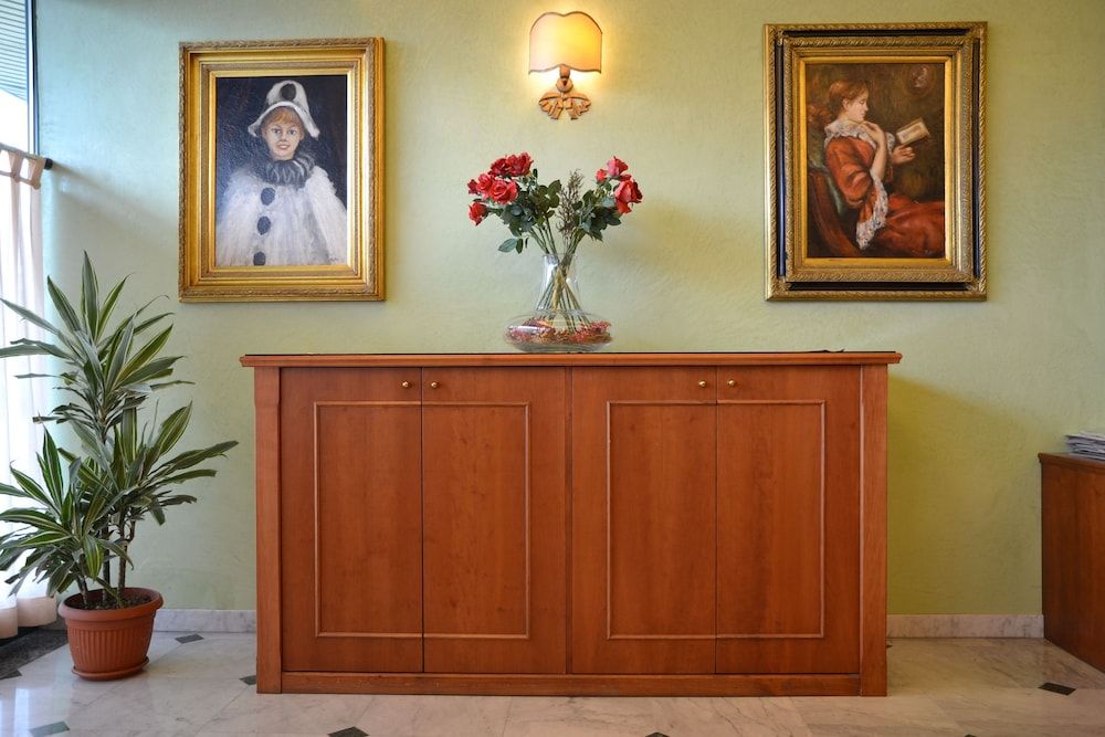 Room amenity