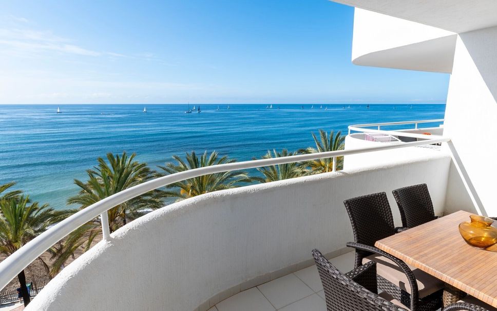 Balcony Photo