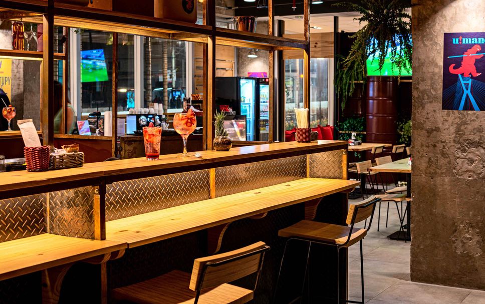 Bar Photo