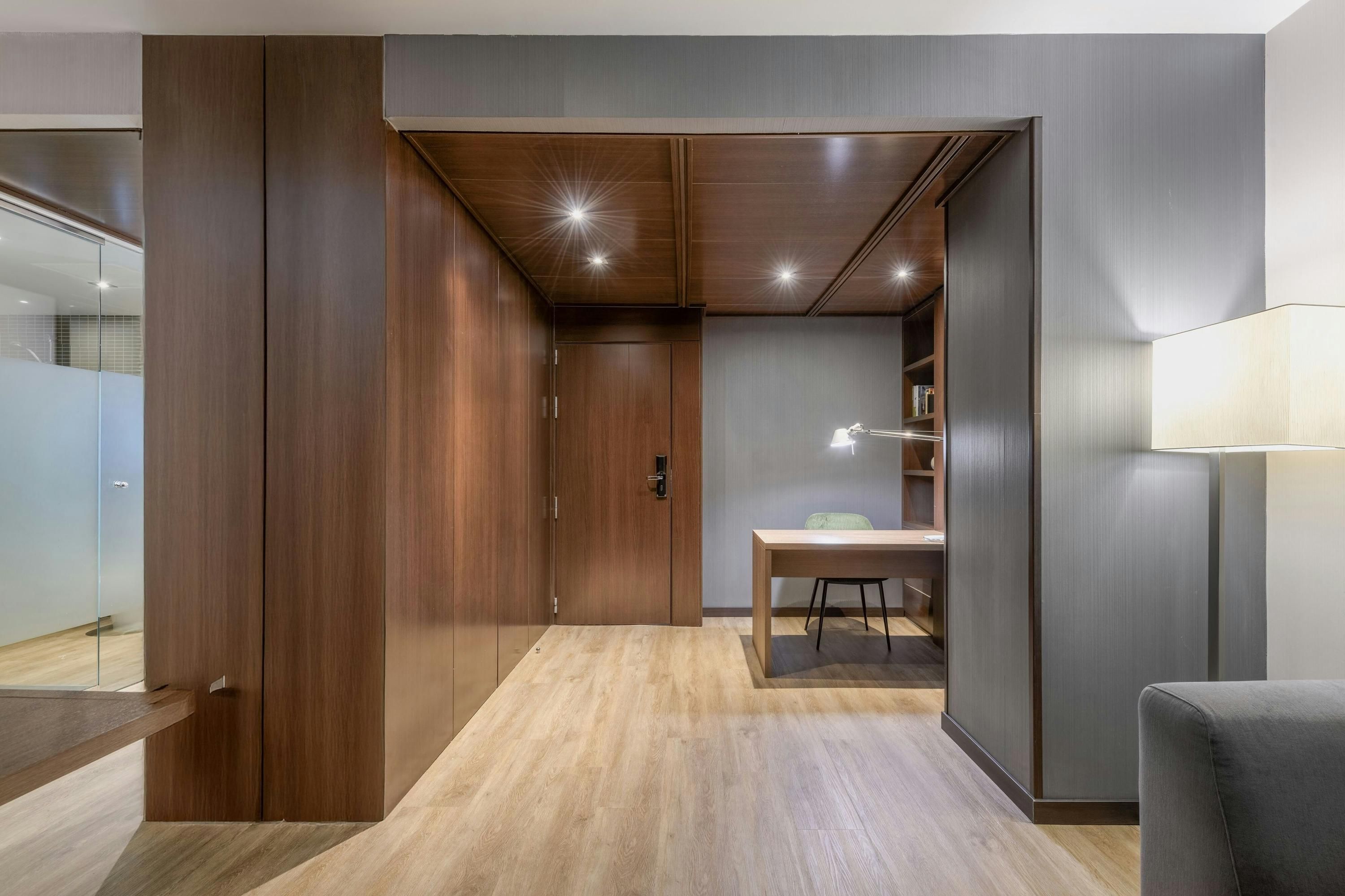 Room amenity