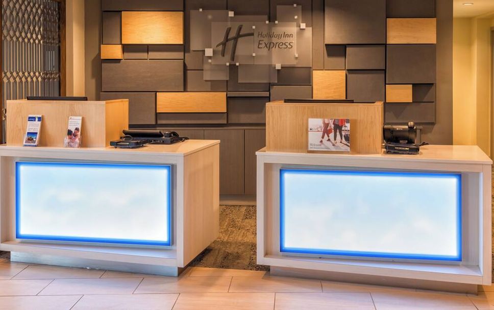 Front desk Photo