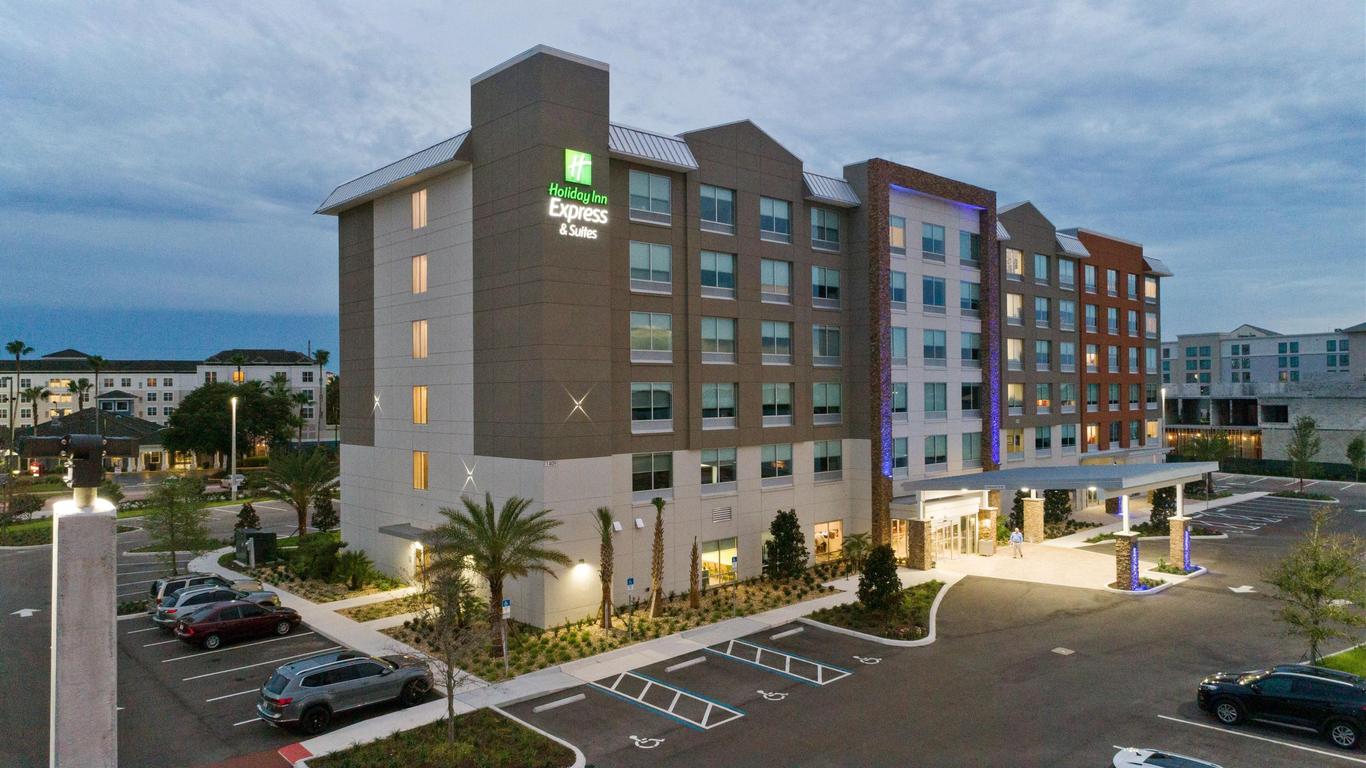 Holiday Inn Express & Suites Orlando - Lake Buena Vista, An IHG Hotel