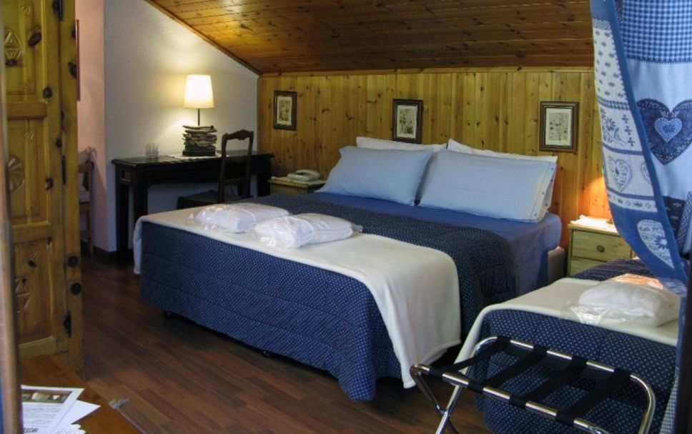 Bedroom Photo