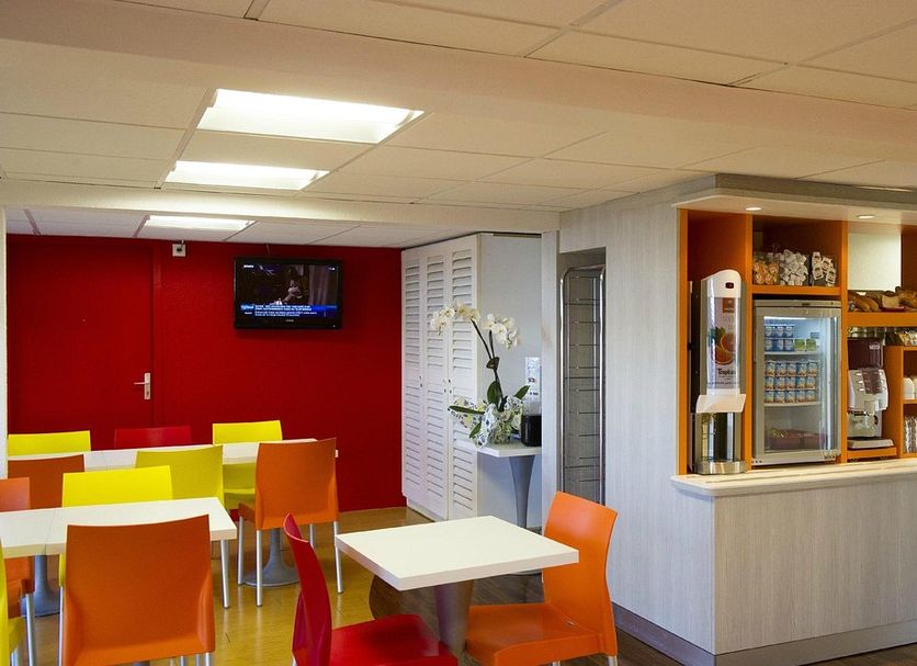 Dining room Photo