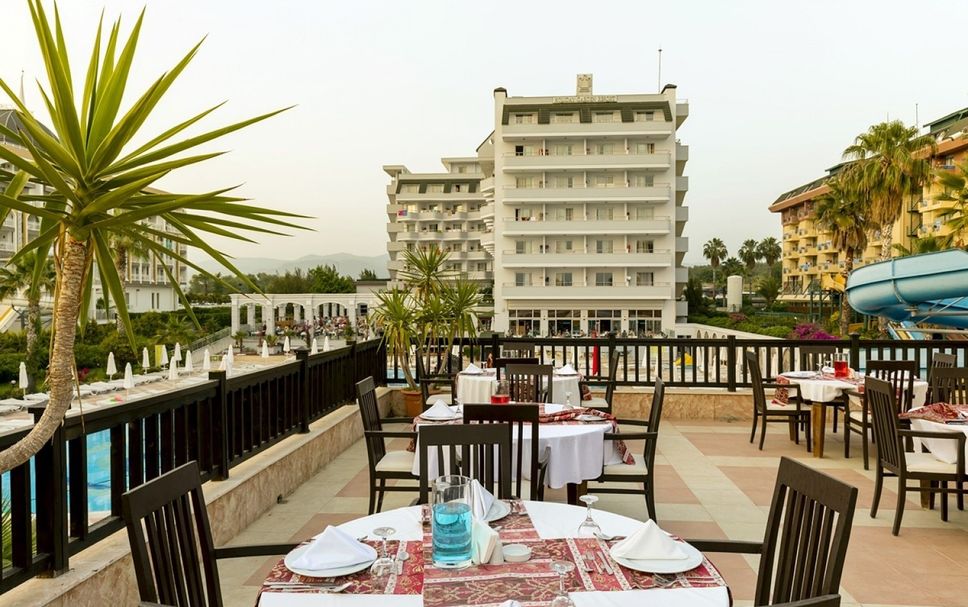 Restaurant Photo
