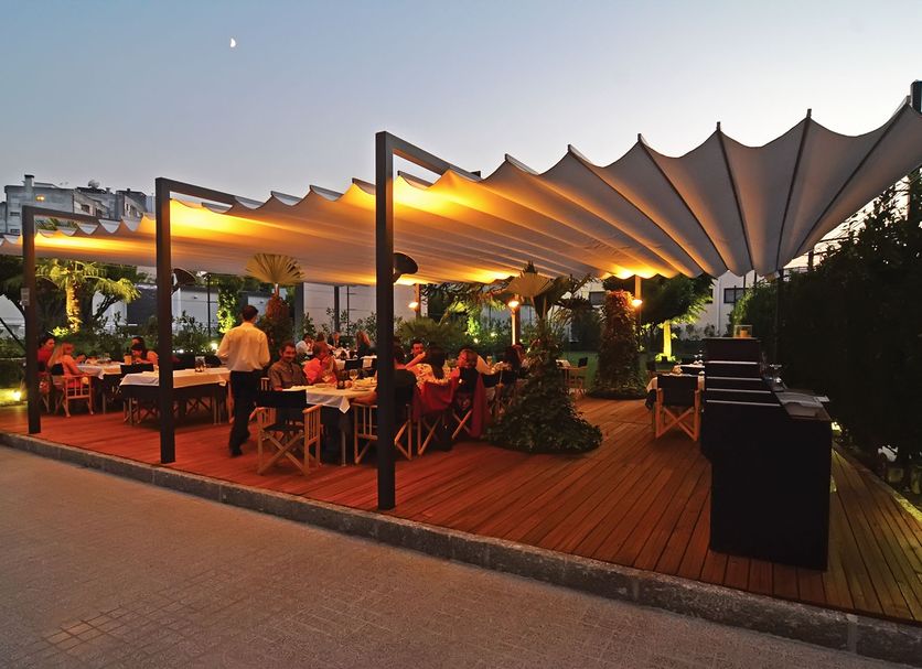 Restaurant Photo