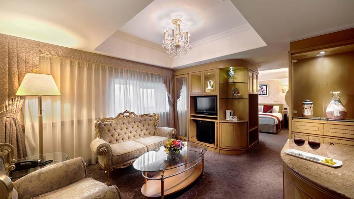 Cosmos Hotel Taipei