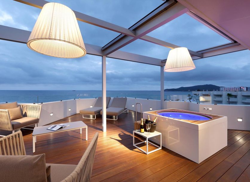 Balcony Photo