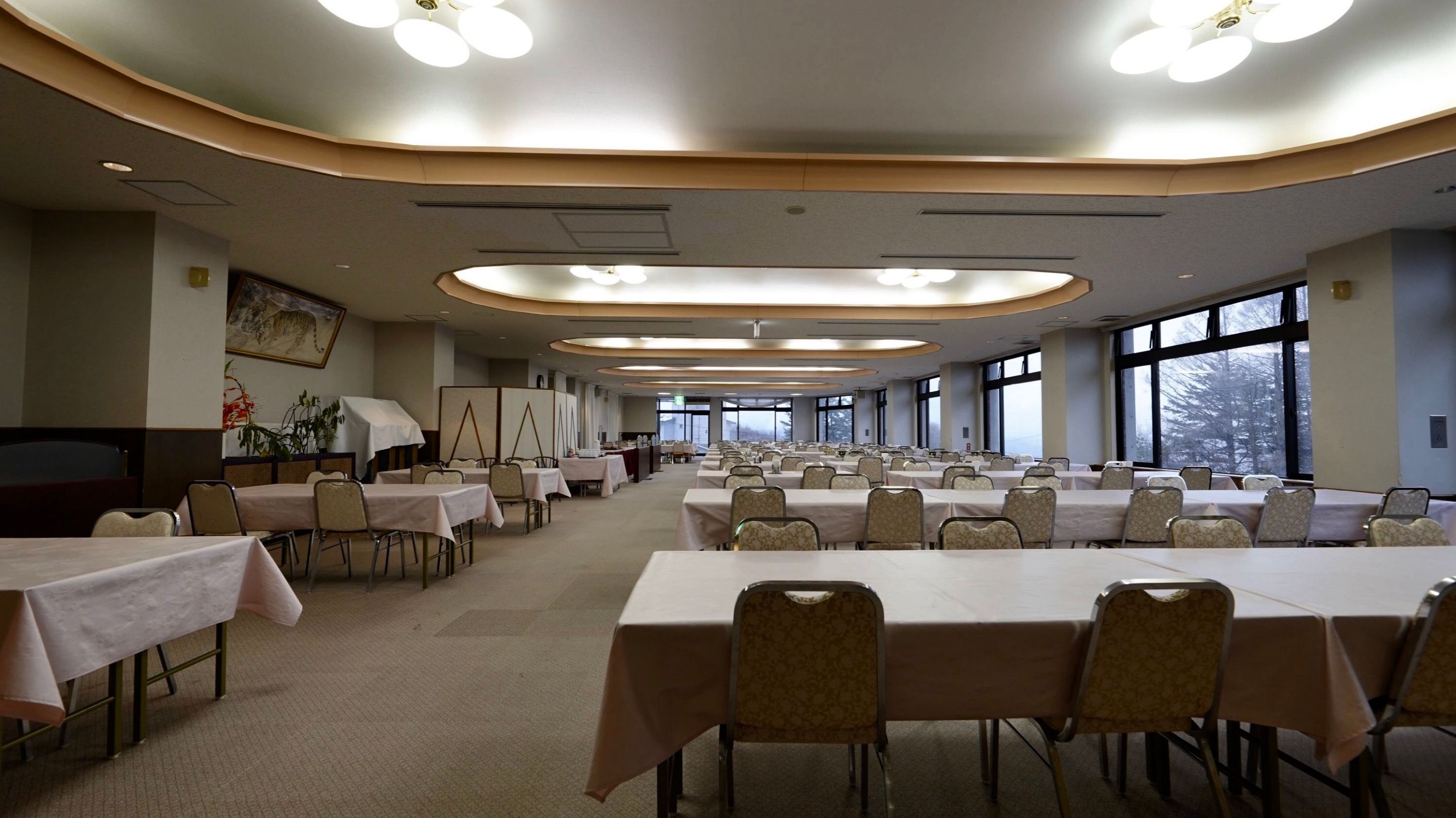 Banquet hall