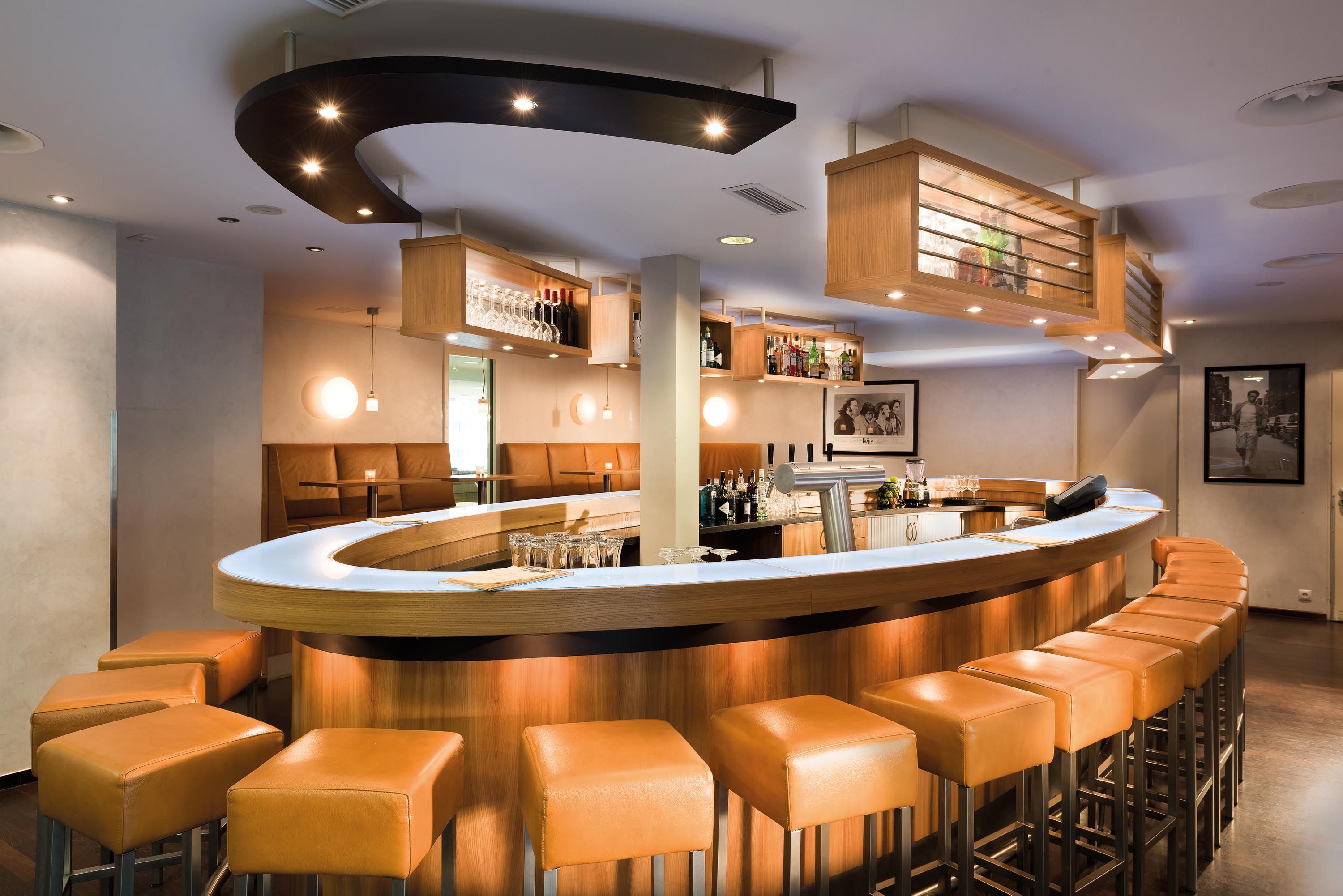 Bar Photo
