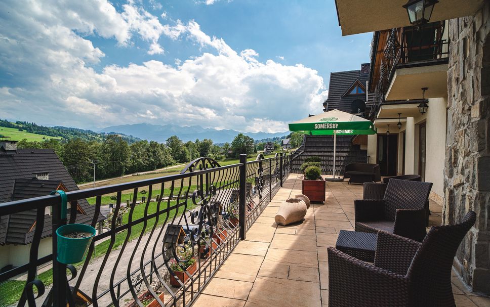 Balcony Photo