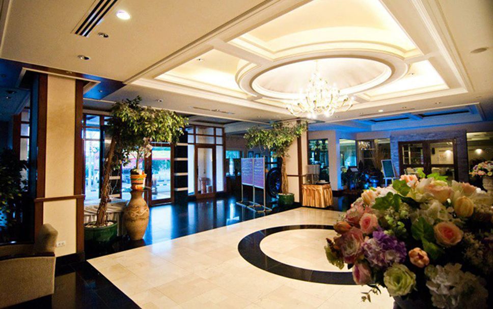 Lobby Photo