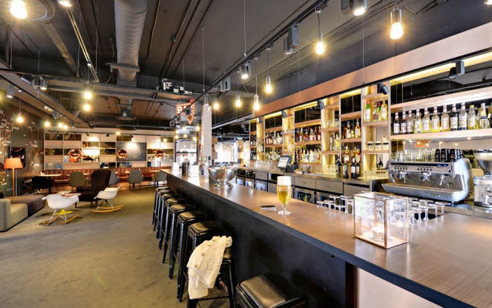 Bar Photo